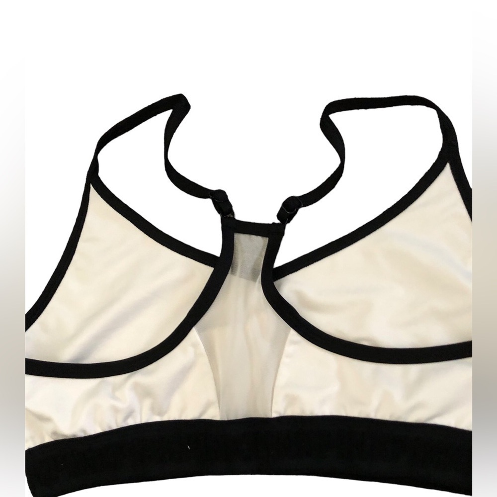 Pink Victoria’s Secret ultimate lightly lined sports bra white/black large - Picture 2 of 8